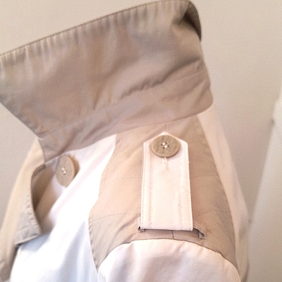 Novelti Elegant Cream Trench Coat, With A Belt. Size Large. Great Condition. - Picture 7 of 9